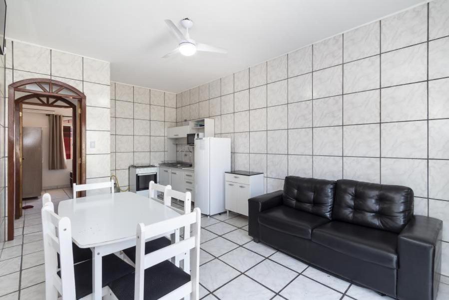 شقة بومبينهاس  في Residencial Ipe Amarelo المظهر الخارجي الصورة