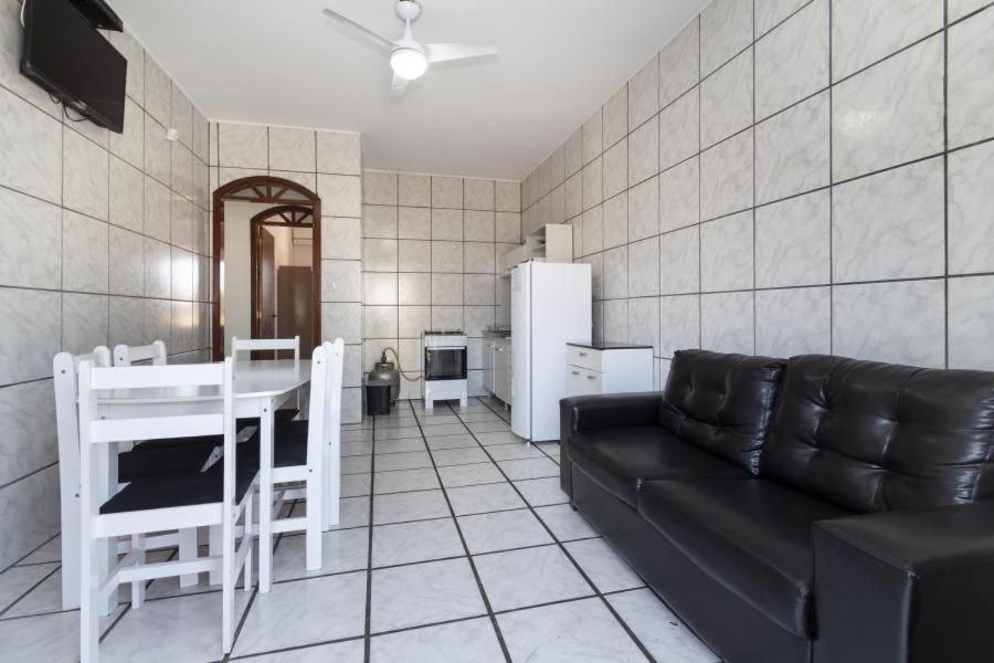 شقة بومبينهاس  في Residencial Ipe Amarelo المظهر الخارجي الصورة